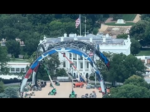 ‘I love it’: White House prepares for the blockbuster UFC event thumbnail