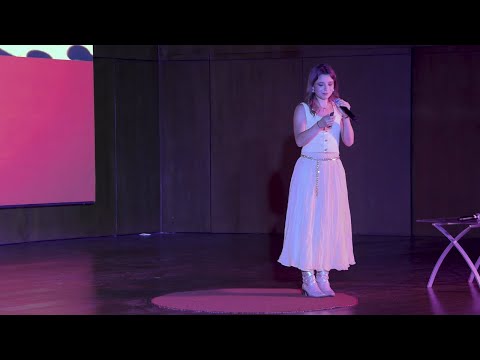 El poder de las locuras  | Isabella De la Torre | TEDxAnáhuac Puebla U thumbnail