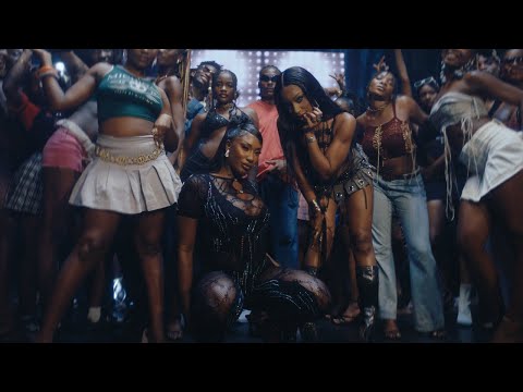 Aya Nakamura - Hypé feat. Ayra Starr (Clip Officiel) thumbnail