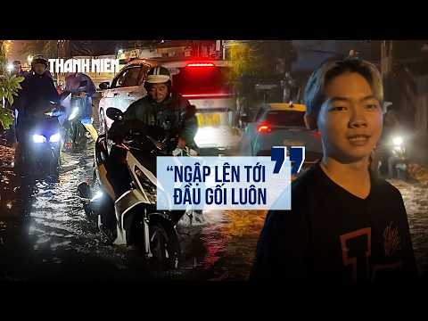 Xe chết máy hàng loạt sau mưa lớn, người dân bì bõm dắt bộ xuyên đêm thumbnail