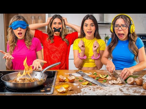 COCINANDO SIN VER, HABLAR y ESCUCHAR!! thumbnail