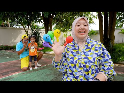 Cobil Dan Aracelli Bermain Balon Warna 5 Jari Song thumbnail