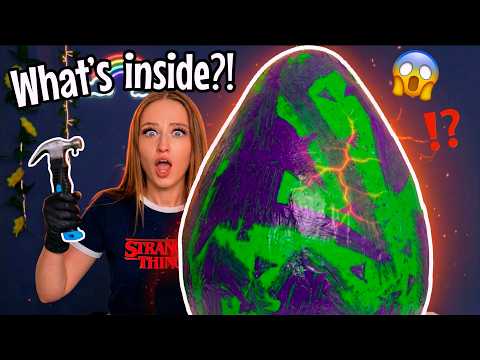UNBOXING THE *WORLDS BIGGEST* MYSTERY STRANGER THINGS EGG!!!😱🥚⁉️ (OMG MUST SEE!!🫢) | Rhia Official thumbnail