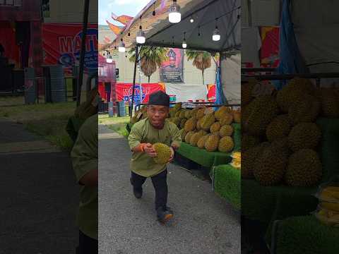 Jangan biar bilal buat hal?Jom beramai² hadir ke booth kami di lotus mutiara damansara sehingga 3mei thumbnail