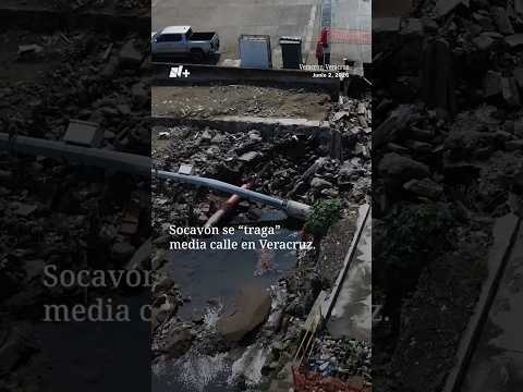 Enorme socavón se abre en Veracruz y deja sin agua a vecinos thumbnail