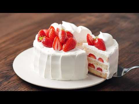 Magic Sponge Cake & Japanese Strawberry Shortcake | No Special Tools thumbnail