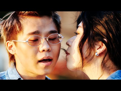 Gareth.T - 勁浪漫 超溫馨 (official video) thumbnail