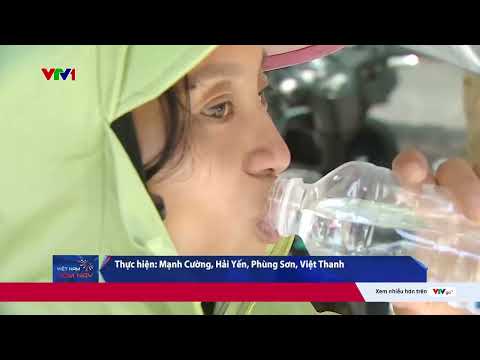 Bề mặt sân bay Nội Bài nóng tới 71 độ C | Cụm tin | VTV24 thumbnail