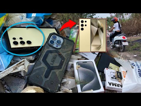 What??😲 Samsung Galaxy S24 Ultra & iPhone 15 Pro Max in the Landfill thumbnail