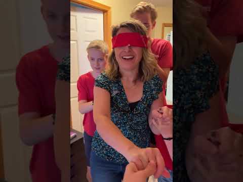 Family Puzzle Present! #family #mom #gift #mothersday thumbnail
