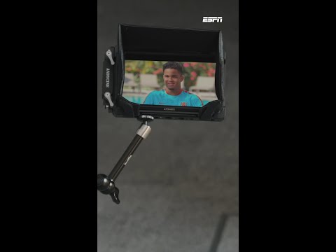 Justin Kluivert moet lachen als hij zijn zelfverzekerde jongere versie ziet 🔙 thumbnail