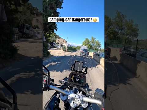 Camping-car dangereux ! 😳 #moto #motard thumbnail