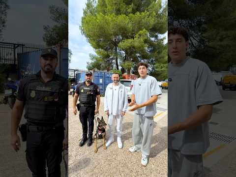 YoSoyPlex vs ElXokas vs Perro Policía thumbnail