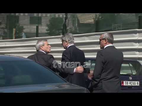 Rama dhe Malaj: PS nuk do të mbështesë kandidaturën e Nishanit për President - (11 Qershor 2012) thumbnail