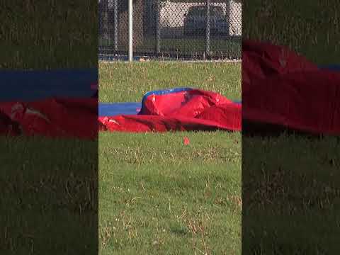 Toddler dies after bouncy castle carried away by wind in Montreal thumbnail