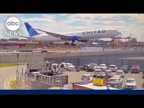 United jet was 15 feet from hitting truck on NJ Turnpike: Preliminary NTSB report thumbnail