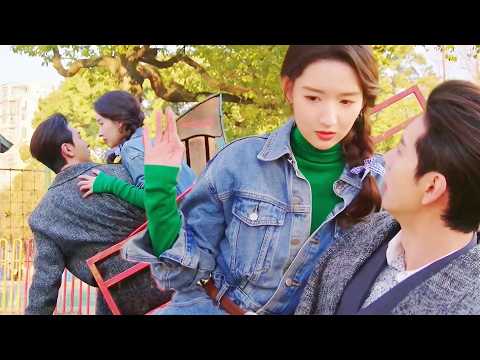 💟The chair is a godsend! The chair tilted, and the girl ended up nestled right in the CEO's arms! thumbnail