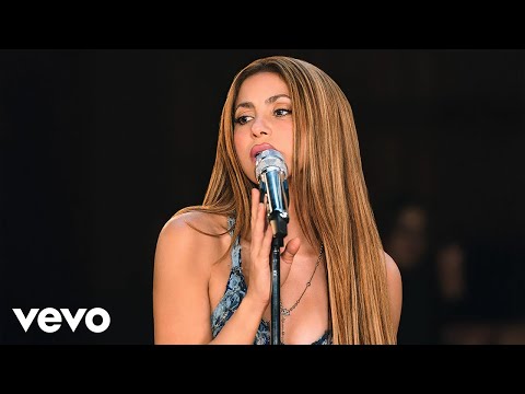 Shakira - La Pared (Anniversary Version) thumbnail