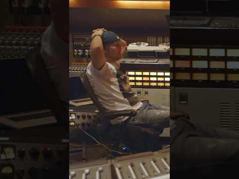 A rare look into the creation of Avicii’s second album, Stories ◢ ◤ thumbnail