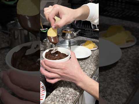 بطاطا بالشوكولاتة؟ thumbnail