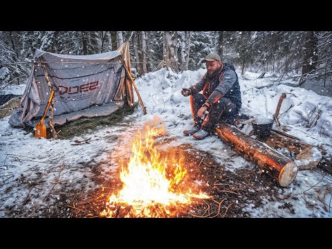 ОСТАЛСЯ В ТАЙГЕ! ЗАВАЛИЛО СНЕГОМ | НОЧЬ У КОСТРА | СОБИРАЮ ШУЛЬТУ и ЧАГУ! Лесная кухня thumbnail