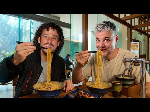 LUISITO COMUNICA me INVITA a COMER en TODOS sus RESTAURANTES thumbnail