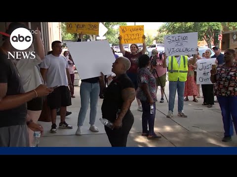 Officer fired after violent confrontation in North Carolina thumbnail