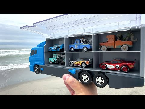 Disney Cars & Clean Up Convoy Let's play in the sea! thumbnail