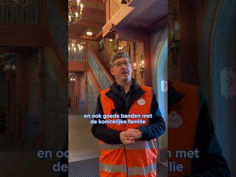 De Nederlandse Imagineer Michel laat je de details van Nordic Crowns Tavern in World of Frozen zien! thumbnail