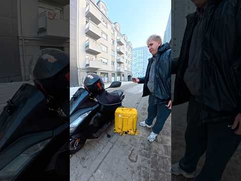 Что в черном свёртке? thumbnail