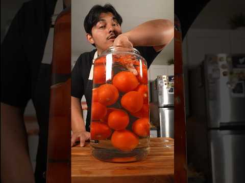 New* way to eat tomatoes! My life will never be the same anymore! #tomato #kitchenhack #cookinghacks thumbnail