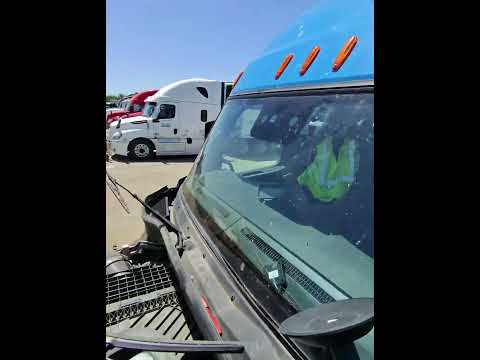 TreyWhy change this one? #automobile #automobile #brakesystem thumbnail