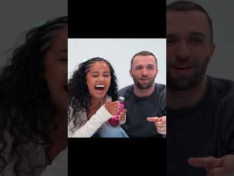 Ils doivent les empêcher d'ouvrir la porte thumbnail