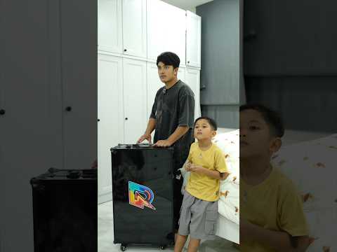 นั่งมองกระเป๋ากันทำไม งง? #กล่องเกมส์ #PS5 #PLAYBOX #เหน่อไปไหน #น้องมาร์เวล #ณเจตติดเหน่อ thumbnail