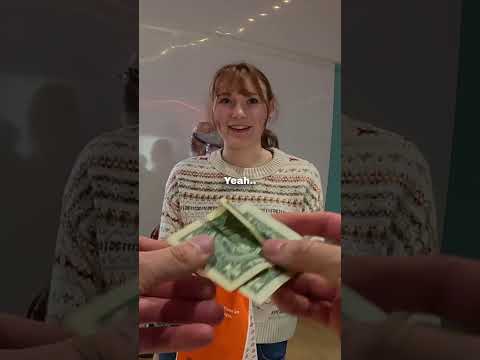 She gave me $2 and I gave her $50 🥺❤️ thumbnail