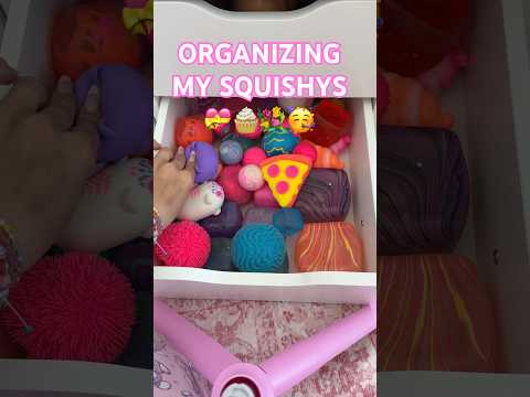 Organize my SQUISHYS with me 🥳🥳🥳 #lisishops #lisi thumbnail