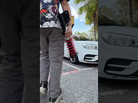 Akhirnya saga ni dah lowered. Suspension DRS. Makin sayang la aku nak bagi orang kereta ni 🤣. thumbnail