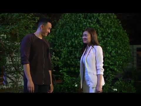 [CLIP] Cinta Bukan Kristal: Ep 18 - Abang Pulak Tergila-gilakan Dia! | Tonton thumbnail