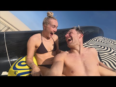 DE DIKSTE GLIJBANEN VAN HET RESORT TESTEN!! #4631 #4632 thumbnail