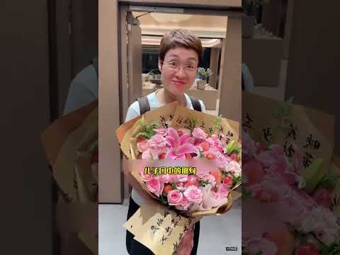我们熟悉她 所以能否定这段评价 但其他人呢 #刘晓艳 #刘晓艳语录 #保持思考 #见解 #女性 #万万没想到 thumbnail