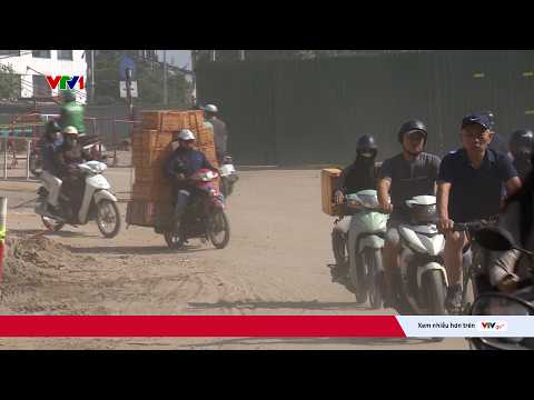 Người dân Hà Nội khổ vì bụi công trường | VTV24 thumbnail
