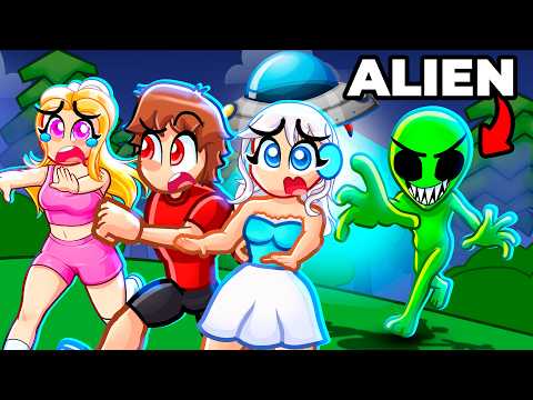 We Survived an ALIEN INVASION In GTA 5... thumbnail