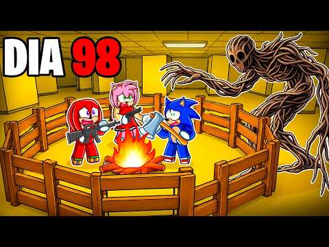 Atrapados 100 DIAS en los BACKROOMS en Roblox.. thumbnail