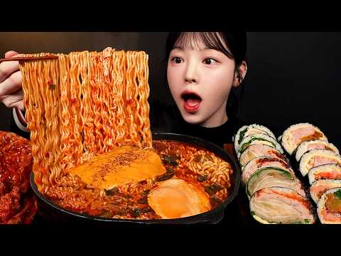 SUB)자극끝판왕🔥열라면에 체다치즈 후추 뿌려서 먹방! 스팸 묵참김밥까지 분식 꿀조합 Spicy Ramyeon & Gimbap Mukbang Asmr thumbnail