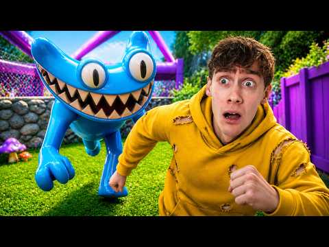 Job Vs Rainbow Friends! thumbnail