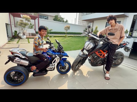 Kunali BIKE Vs Piyush BIKE 😍 thumbnail