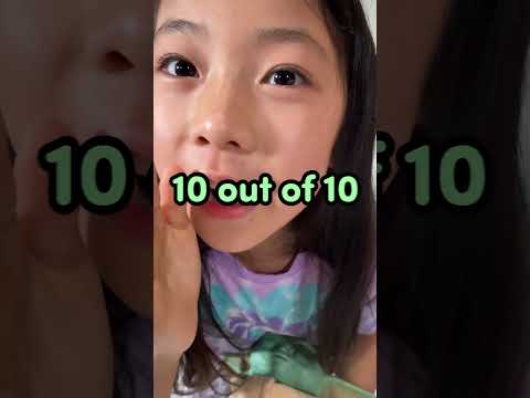 EMMA AND KATE TEST GROGU’S CUTENESS LEVEL! thumbnail