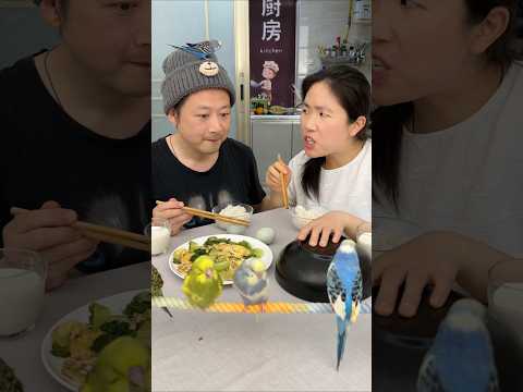 我告诉老公碗里有个炸鸡😁平平淡淡一餐饭😘🥰美食美味 thumbnail