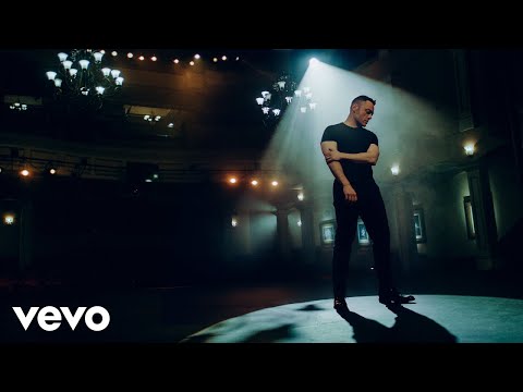 Tiziano Ferro - La Vita Splendida thumbnail
