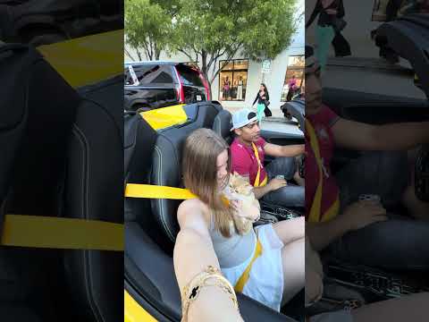 Suki por primera vez en el Ferrari thumbnail